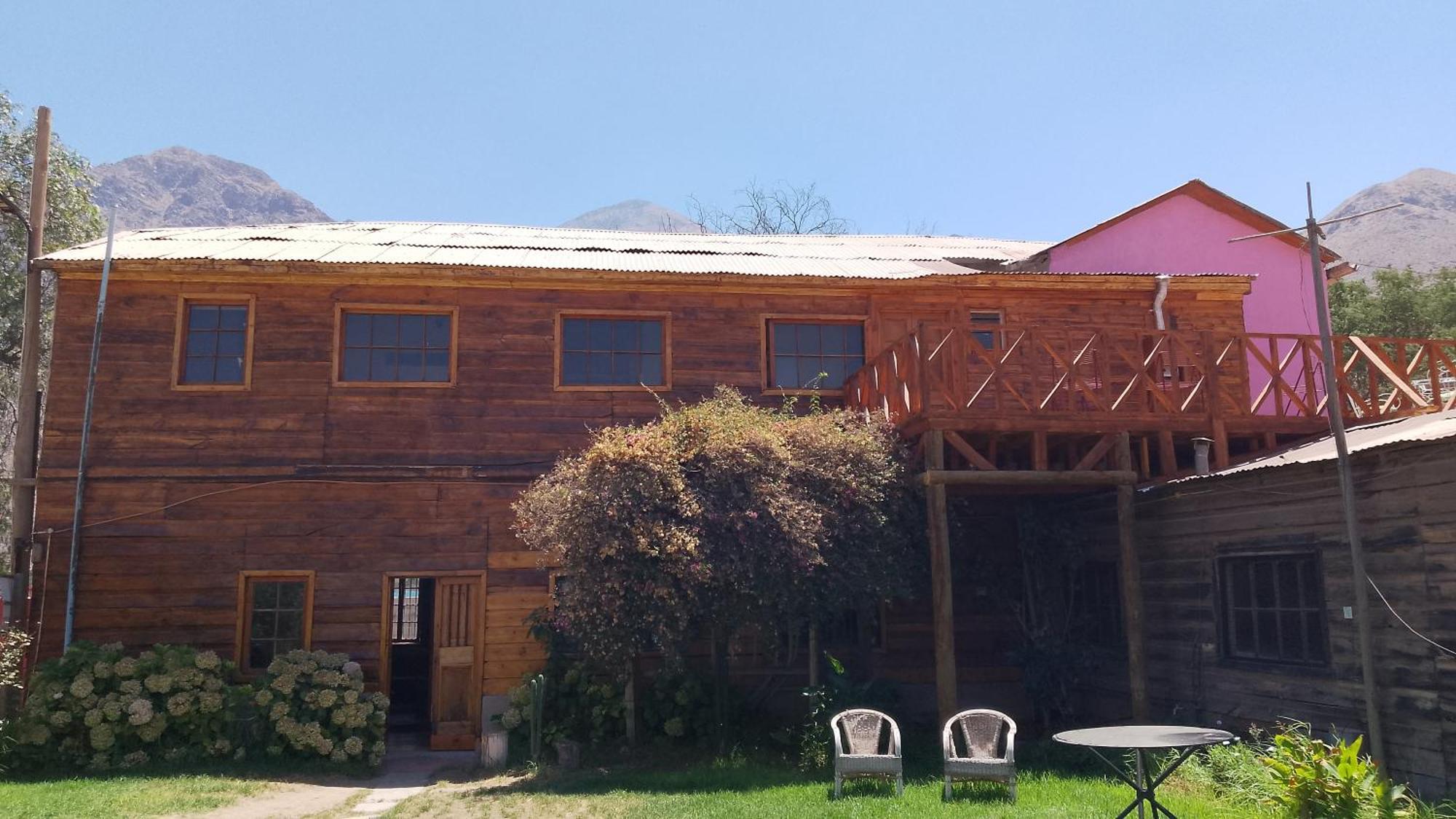 Casa Rosada, Valle Del Elqui Chácara *
